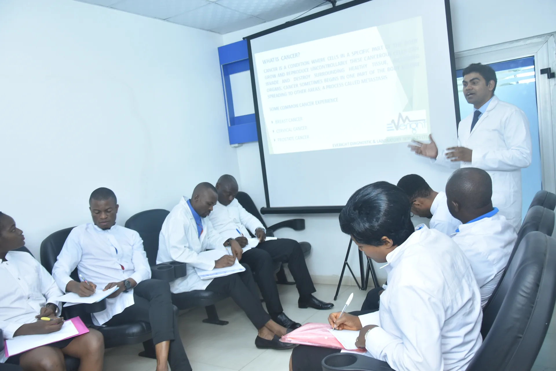Everight's Centre for Molecular Science and Genetic Studies